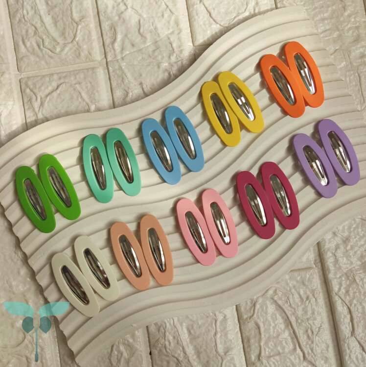 گیره مو زنانه تق تقی بادامی مات رنگی، شیک و روزمره. اکسسوری مو دخترانه در رنگ‌های متنوع و جذاب